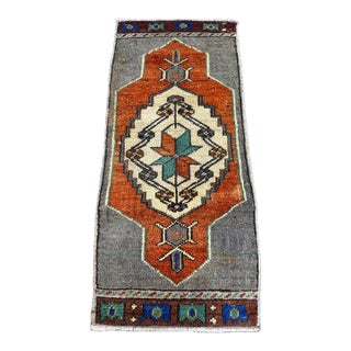 Turkish Yastik Rug 1'3" x 2'8" For Sale