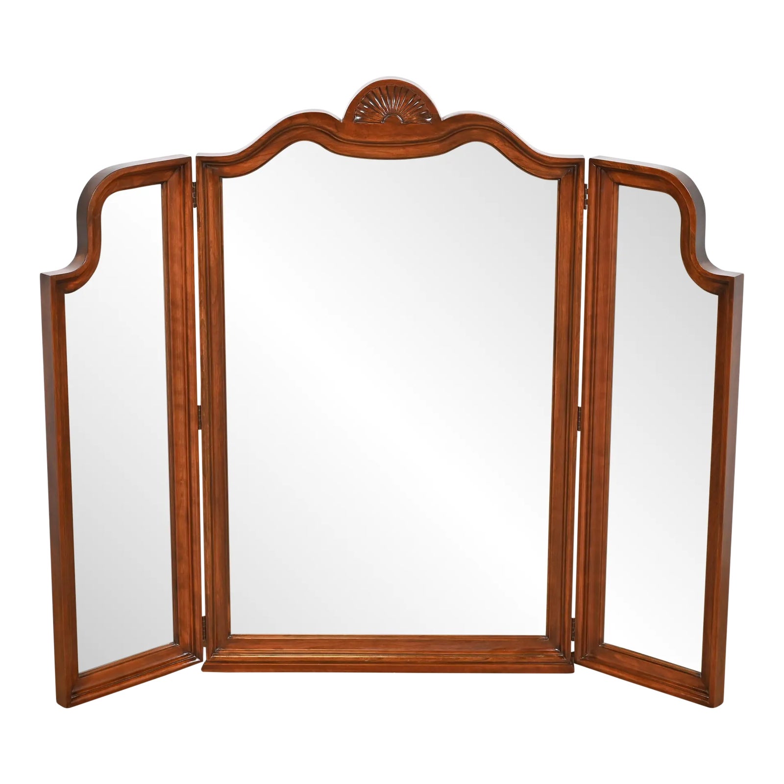 Harden Furniture Georgian Carved Cherry Wood Tri-Fold Triple