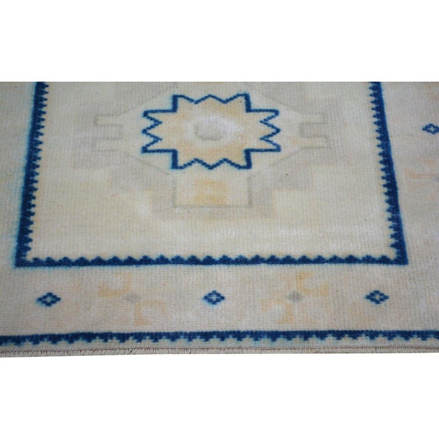 Turkish Vintage Turkish Anatolian Hand Knotted Wool Rug, 2'9''x9'9'' For Sale - Image 3 of 5