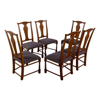 Late 20th Century Georgian Style Baker Dining Chairs W/Solid Splat & Turned Front Legs Set of 6 For Sale