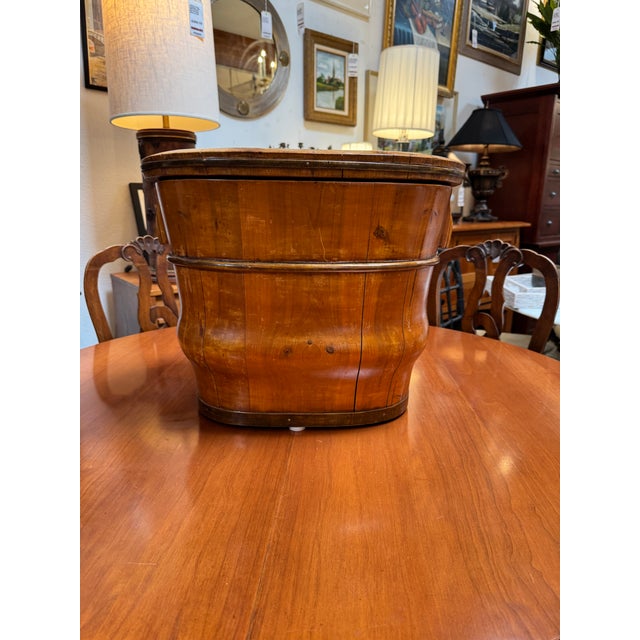 Brown Chinese Staved Wood + Brass-Banded Baby Bathing Vessel, 19th Century For Sale - Image 8 of 12