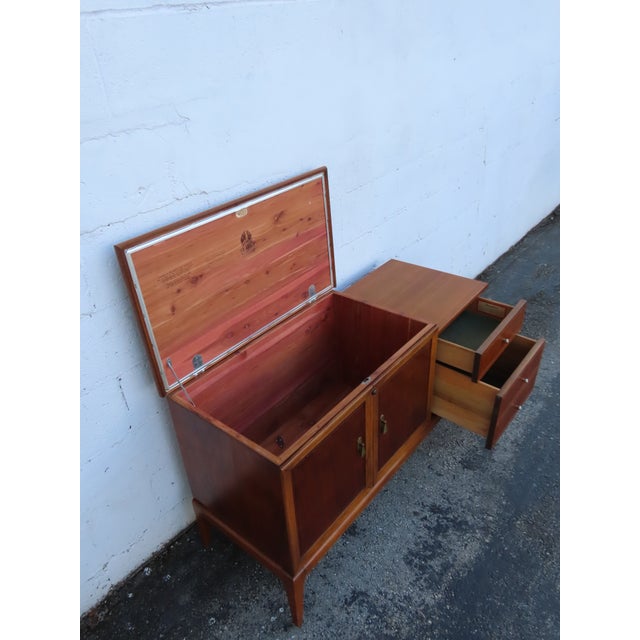 Wood Lane Mid Century Cedar Chest Blanket Trunk With Side Drawers 6329 For Sale - Image 7 of 16