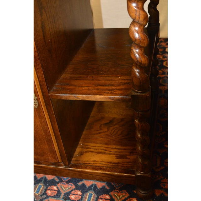 Attributed to Henredon Barley Twist Dark Oak Wood End / Side Table With Center Cupboard & Shelves For Sale - Image 11 of 14