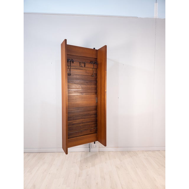 Mid-Century Italian Suspended Tilting Wardrobe, 1960s For Sale - Image 17 of 18