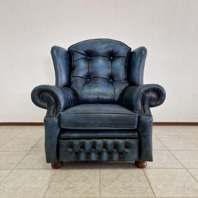 Wood Vintage Chesterfield 3/1/1 Living Room Set, 2000s, Set of 3 For Sale - Image 7 of 11