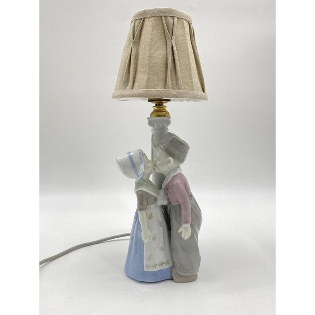 Table Lamp with Porcelain Foot in Shape a Kissing Lover from Heubach Brothers, Germany, 1920s For Sale - Image 15 of 15