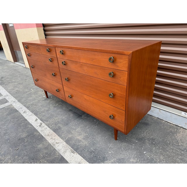 Mid-Century Modern Vintage 8 Drawer Walnut Dresser by Greta Grossman for Glenn of California For Sale - Image 3 of 6