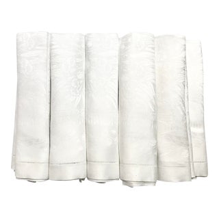 Set of 11 White Linen Damask Dinner Napkins For Sale