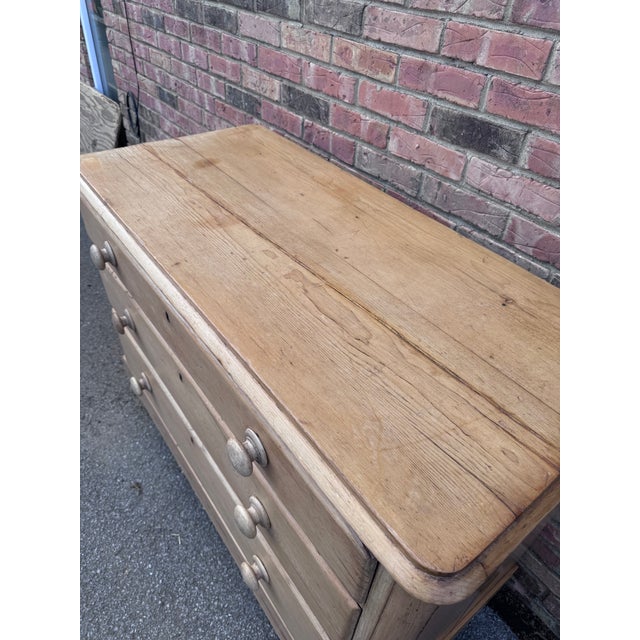 19th Century Pine Chest of Drawers For Sale - Image 10 of 17