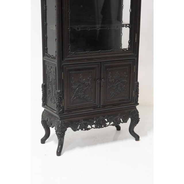 Antique Colonial Showcase in Fine Wood For Sale - Image 10 of 12