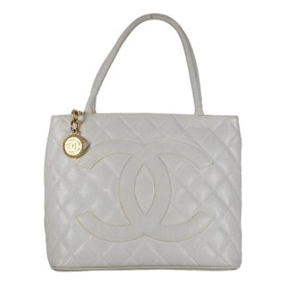 Vintage Chanel White Caviar Quilted Leather Medallion Tote Gold Hardware Handbag For Sale