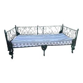 Example of Outdoor Daybeds