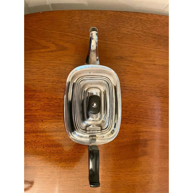 Silver Edwardian Silver-Plated Tea Set Stamped Goldsmiths & Silversmith, Set of 3 For Sale - Image 8 of 14