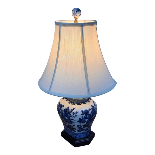 Chinoiserie Garden Motif Ceramic Table Lamp For Sale