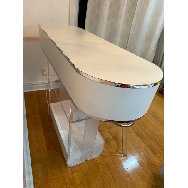 1970 Lucite White Bar With 2 Bar Stools by Hills Manufacturing Co. - Set of 3 For Sale In New York - Image 6 of 8