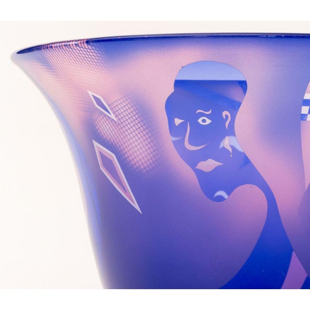 David Jacobson Art Glass Centerpiece Bowl For Sale In New York - Image 6 of 12