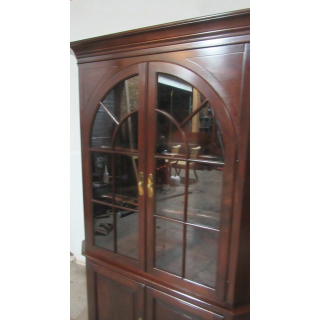 Ethan Allen 1980s Ethan Allen Georgian Court Corner Cabinet Cherry Finish 225 For Sale - Image 4 of 9