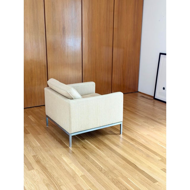 1970s Vintage Florence Knoll Relaxed Two Seater Sofa and Chair Neutral Ivory - Set of 2 For Sale - Image 5 of 18