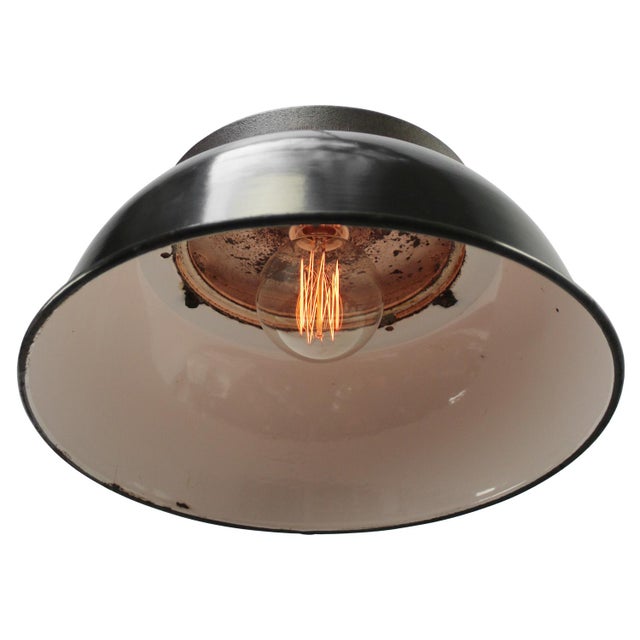 Factory hanging lamp black enamel white interior cast iron top E26/E27 Up to 250V (Europe/UK Standard).The wiring of this...