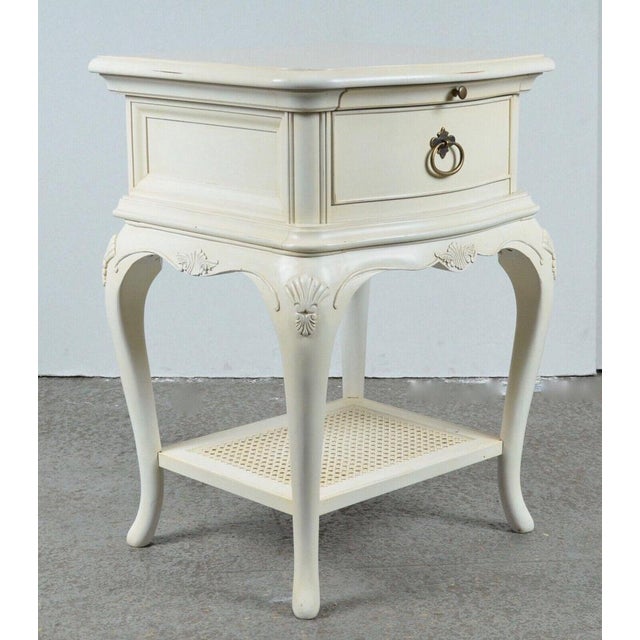 Ivory Single Drawer Nightstands Tables from Willis & Gambier, Set of 2 For Sale - Image 3 of 15