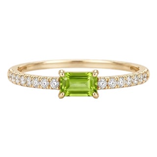 Green Peridot Engagement Ring | August Birthstone Ring | Dainty Anniversary Gift for Woman Us 7 (All Sizes Available) For Sale