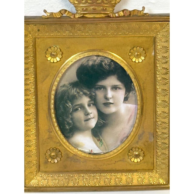 Fine French Ormolu Crown Frame with Tinted Photograph, circa 1890–1910 For Sale - Image 10 of 18