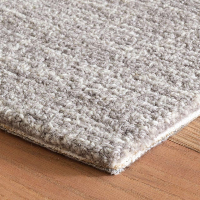 2020s Dash & Albert by Annie Selke Crosshatch Dove Grey Micro Hooked Wool Rug, 6' x 9' For Sale - Image 5 of 6