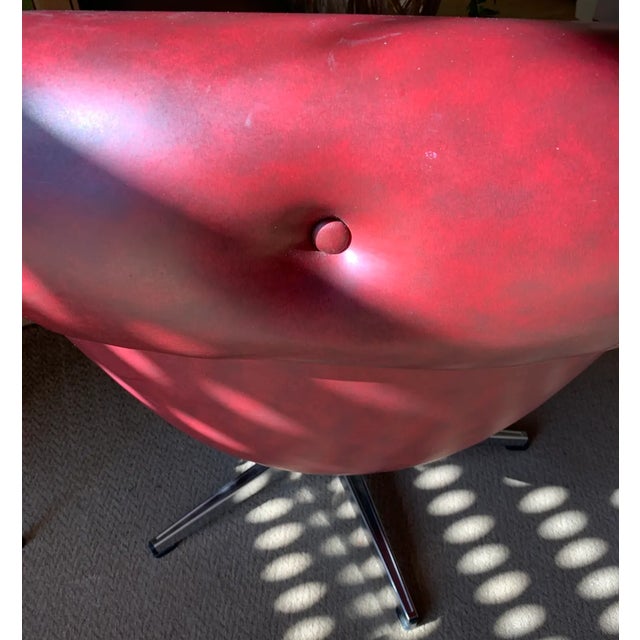 Pair of Vintage Mod Overman International Red Vinyl Swivel Pod Chairs Ca 1978 For Sale - Image 11 of 16