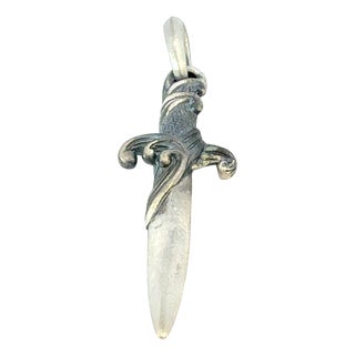 1990s David Yurman Dagger Amulet Pendant Sterling Silver Estate For Sale