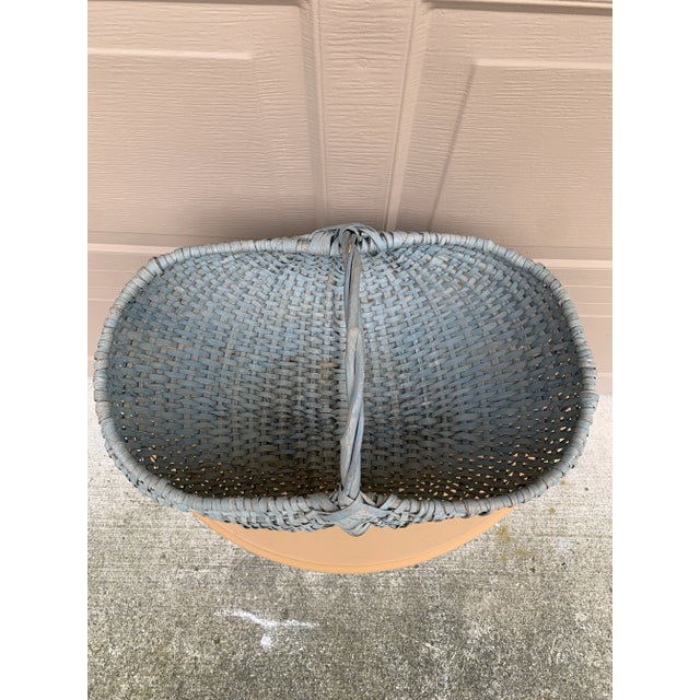 Early 20th Century American Splint Oak Pale Blue Gathering Basket For Sale In South Bend - Image 6 of 11