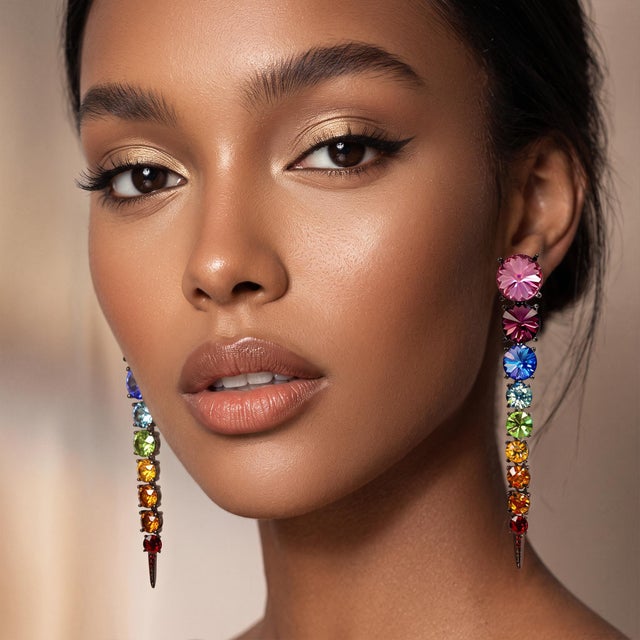 Black Oscar De La Renta Hematite Plated Rainbow Swarovski Crystal Drop Earrings, Pair For Sale - Image 8 of 10