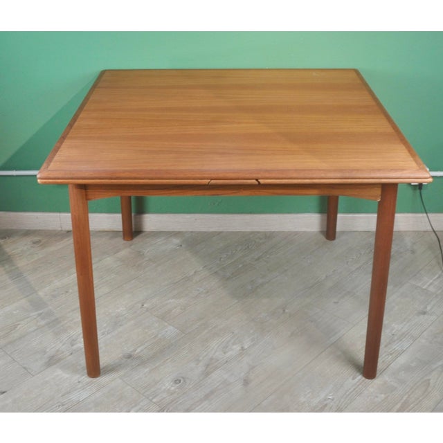 The length of the open table 187.5 cm.