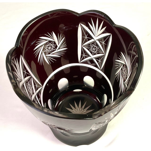 Bohemian-Cased , Ruby Cut to Clear- Crystal Vase With Starbursts and Geometric Cut Patterns Along the Flared Rim For Sale - Image 4 of 8