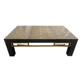 Vintage Chinoiserie Style Black Lacquer Coffee Table With Gold Floral Designs For Sale