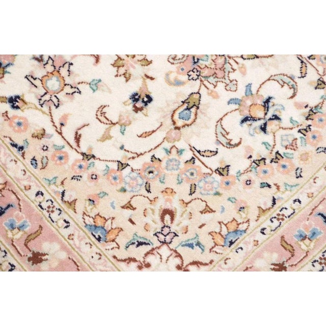 Kashan Rug in Hand-Knotted Wool For Sale - Image 6 of 11