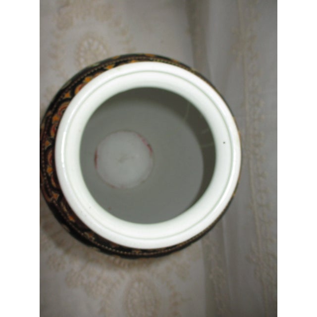 Black 1970s Vintage Chinese Ornate French Design Gold & Black Enameled Phoenix Coat of Arms Vase For Sale - Image 8 of 9