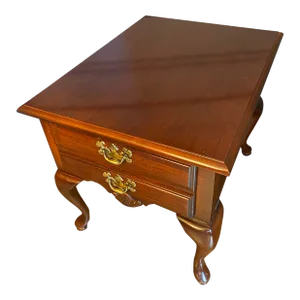 American Drew Queen Anne Side End Table