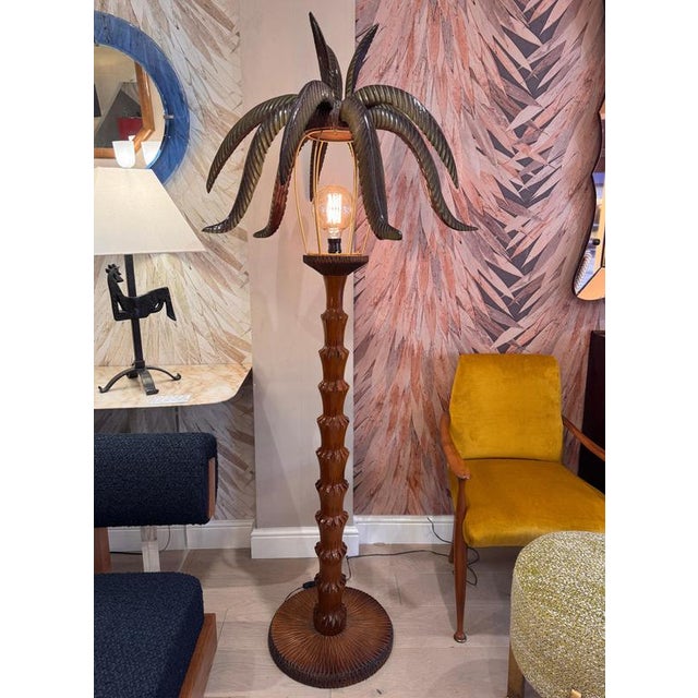 Carved Wood Palm Floor Lamp by Aldo Tura, 1960s For Sale - Image 3 of 10