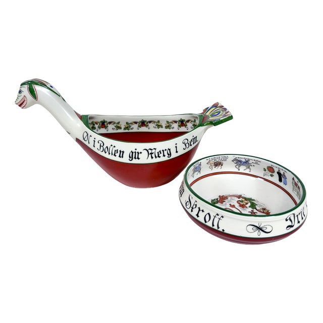 Norwegian Folk Art Drinking Bowl and Viking Dragon Boat-Shaped Ale Bowl with Hand-Painted Decor from Porsgrund Porcelain, 1930s, Set of 2 For Sale