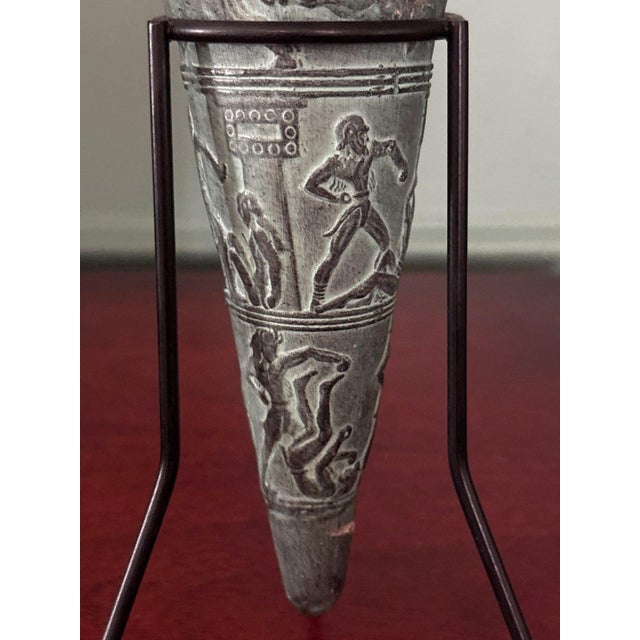Vintage Minoan Boxer Rhyton Replica – Ancient Greek Drinking Horn Vessel With Stand For Sale - Image 4 of 9