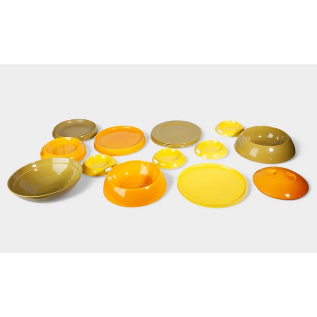 1970s 1970s Space Age Avant-Garde Colorful Ceramic Tableware 19 Pieces Set 'La Boule' Designed by Helen Von Boch for Villeroy & Boch, Germany For Sale - Image 5 of 12