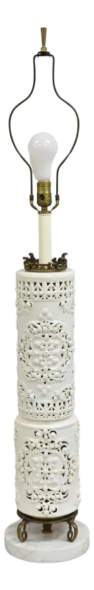Mid 20th Century Chinoiserie Tall Blanc De Chine White Porcelain Fretwork Pillar Table Lamp