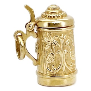 Vintage Gold Beer Stein Charm, 18k For Sale