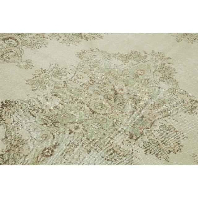 Vintage Turkish Hand-Knotted Rug For Sale - Image 5 of 7
