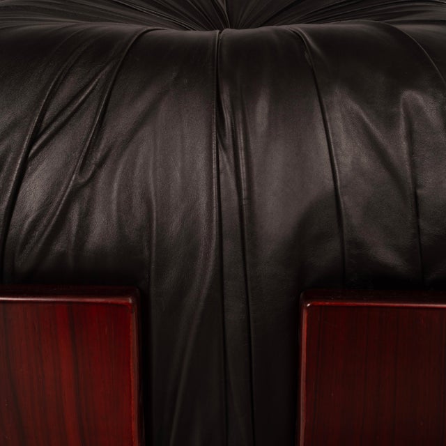 Dragone Pouf in Leather and Padouk by Luciano Frigerio for Frigerio Di Desio, 1970s For Sale - Image 14 of 18