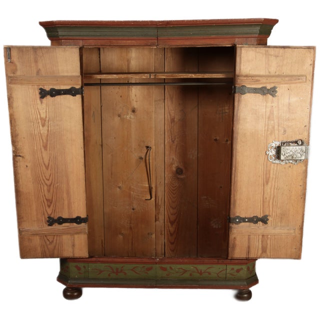 Antique Baroque Cabinet in Painted Softwood, 1750 For Sale - Image 4 of 18