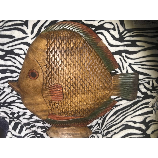 Brown 1970s Mid-Century Modern Hawaiian Tiki Style Hand-Carved Wood Tropical Fish Sculpture For Sale - Image 8 of 10