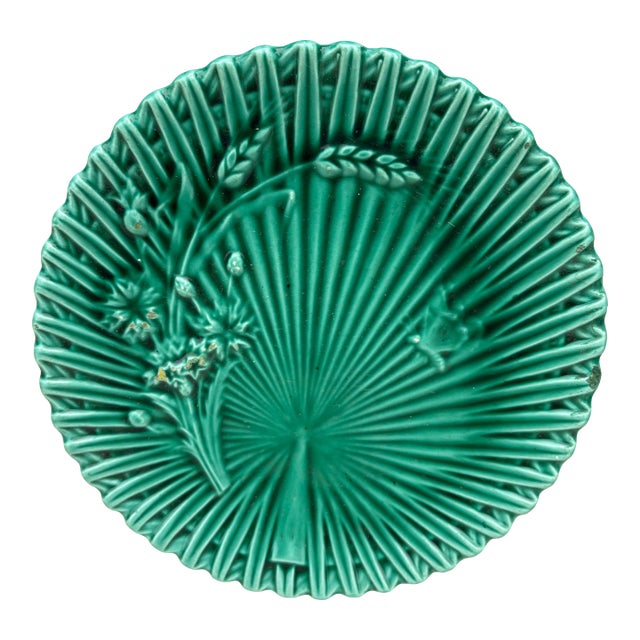 Green Majolica Wheat & Butterfly Plate Villeroy Boch For Sale