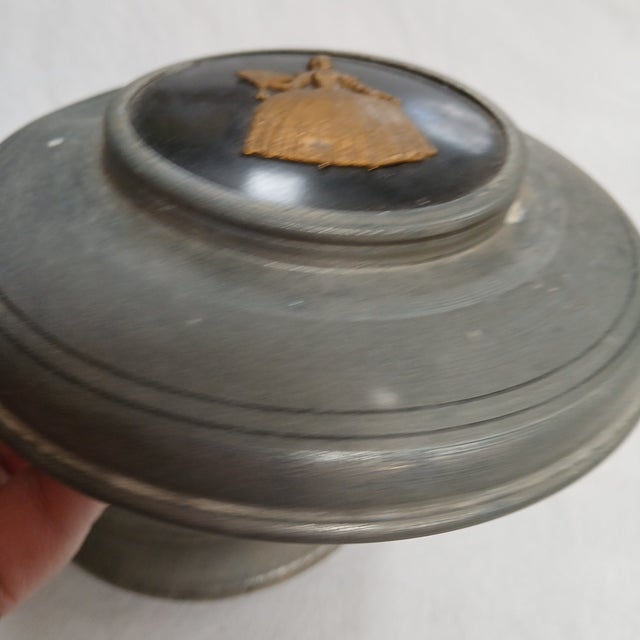 Mid-Century Modern 1940s Thorens Aluminum Powder Puff Wind Up Music Box For Sale - Image 3 of 11
