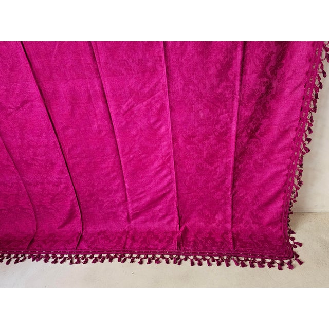 Baroque Antique Italian Bedspread in Calabrian Silk, 1770 For Sale - Image 3 of 11